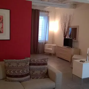 agora-residenza.it-lombardy.com/